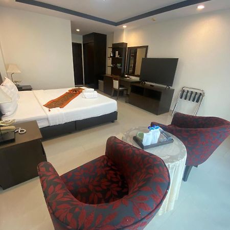 Soi2Inn Паттая Екстер'єр фото